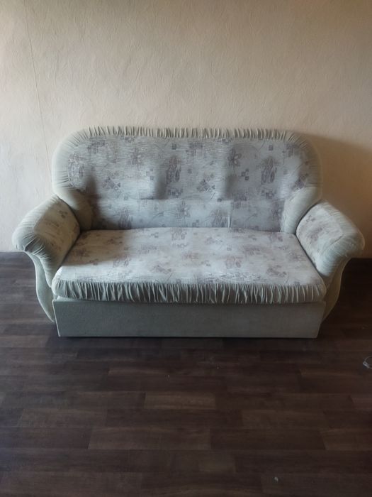 Продам диван  продам диван