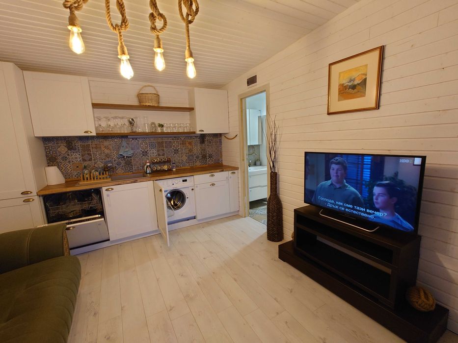 Луксозно бунгало за 4-6 човека в к-г Гардения