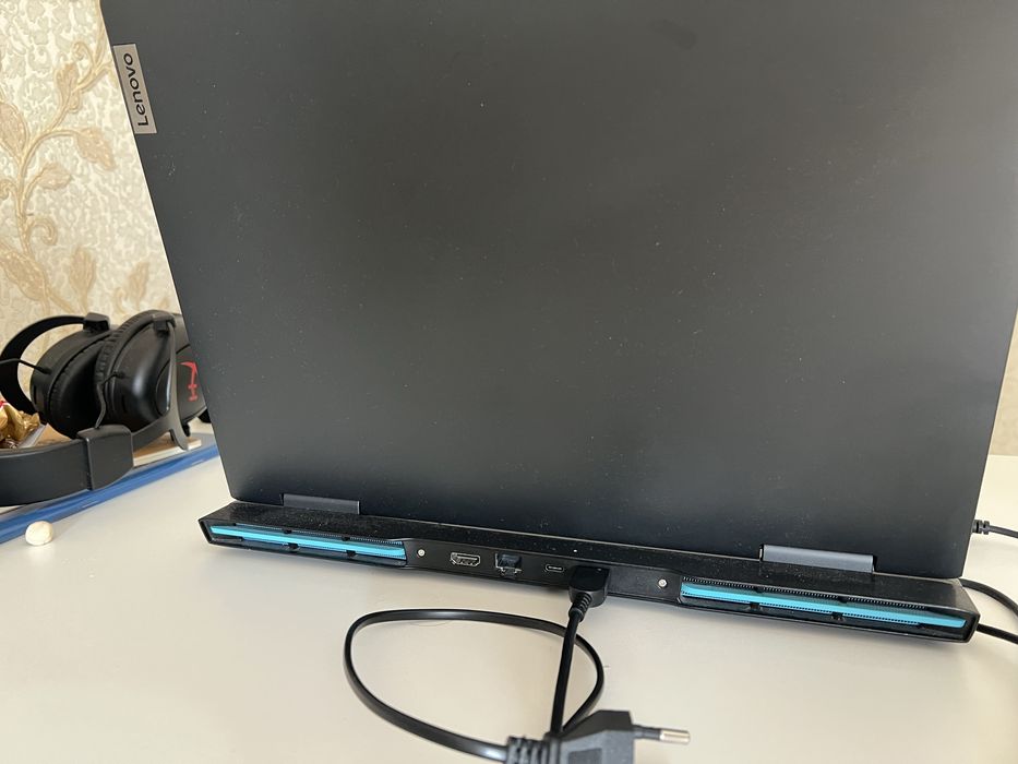 продам игровой ноутбук Lenovo