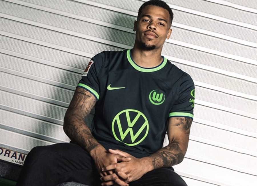 Nike VFL Wolfsburg 2022/23 Away Jersey ОРИГИНАЛНА футболна - S