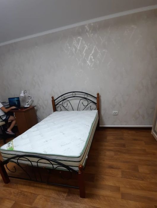 Продам кровать 1,4