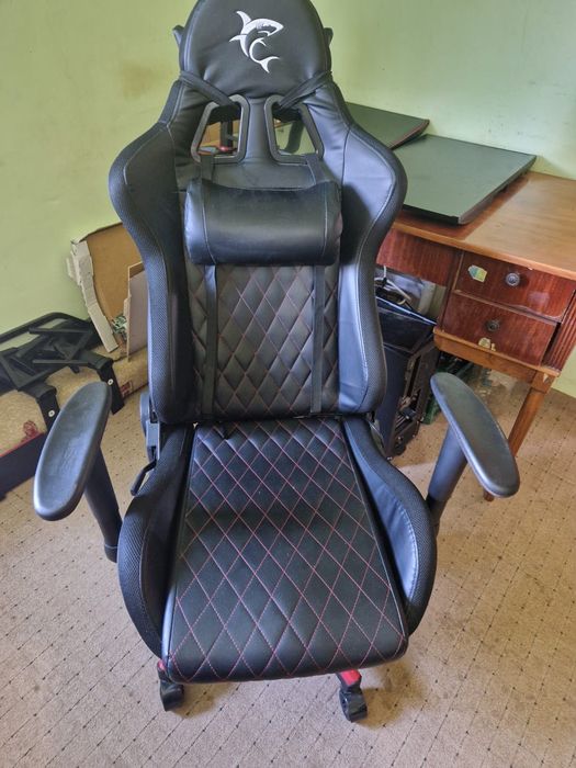 Scaun Gaming negru/rosu