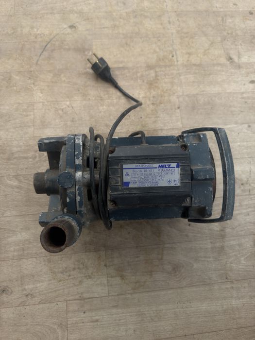 Продам электронасос helz для полива