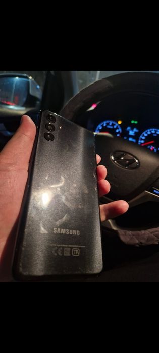 Самсунг А04s сатамын