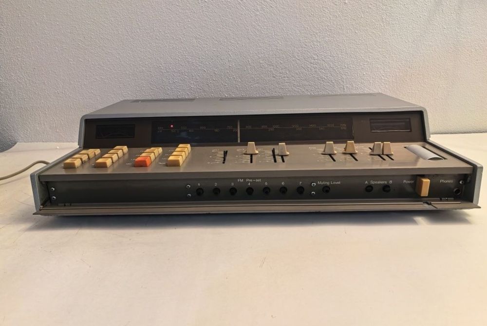 Tuner Scan Dyna 2400 4 iesiri radio vintage