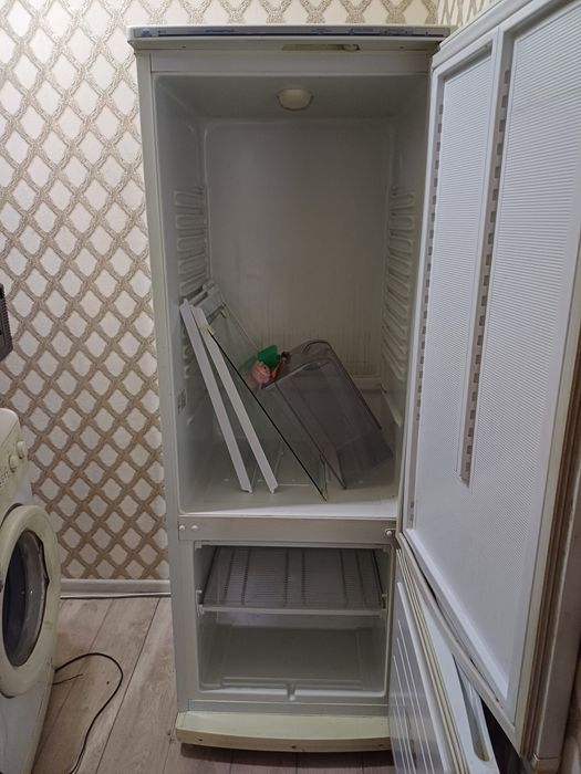 Продам холодильник б/у