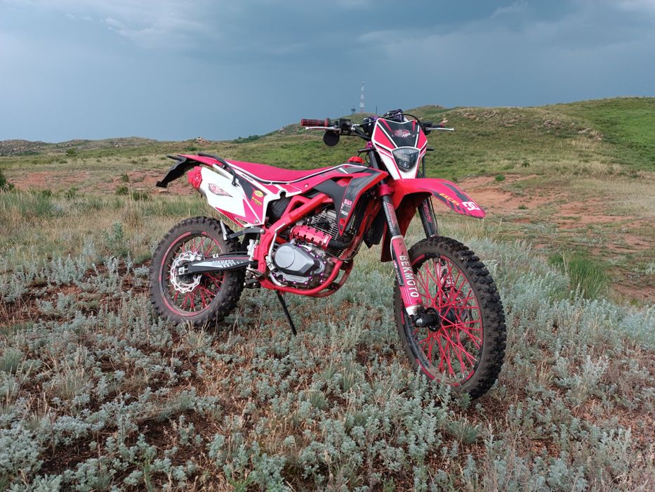 Эндуро 300 кубов