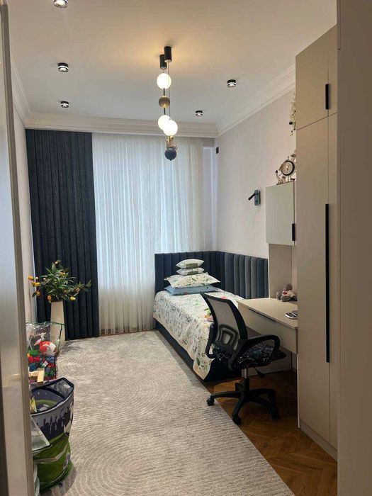 Дом 3 уровня Файзабад Мирабадский район 1.8 сотки