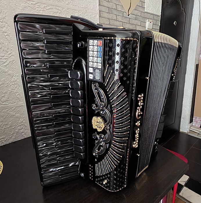 Sistem MIDI Juzisound pentru acordeon