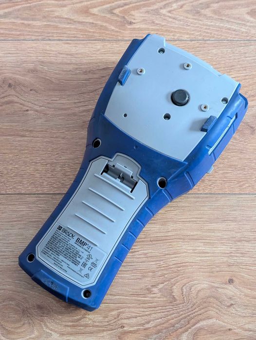 Brady BMP-41, 220 RON