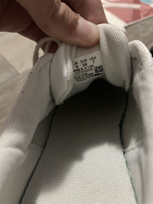 adidasi lacoste marimea 38