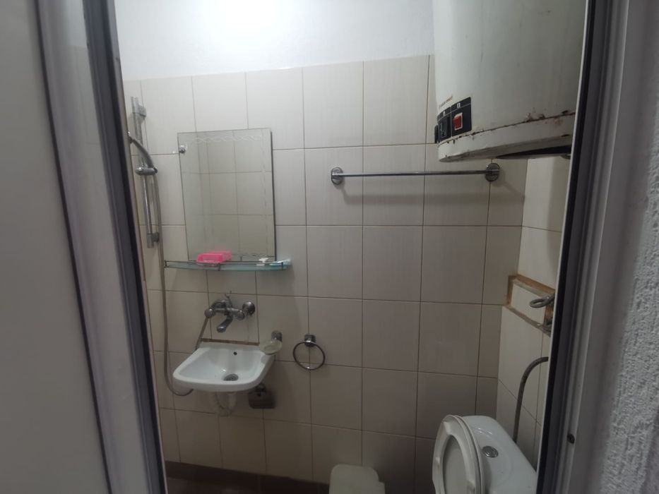 Дава се под наем Двустаен апартамент в Варна, Погреби - 50 кв.м за 306 € - Снимка #11