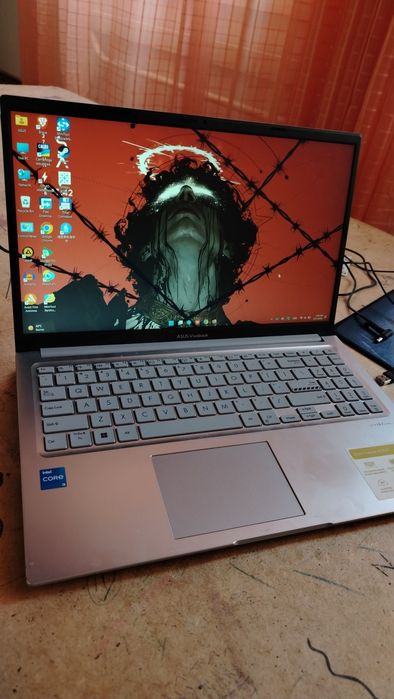 Asus Vivobook (Intel core-i5 12th Gen)
