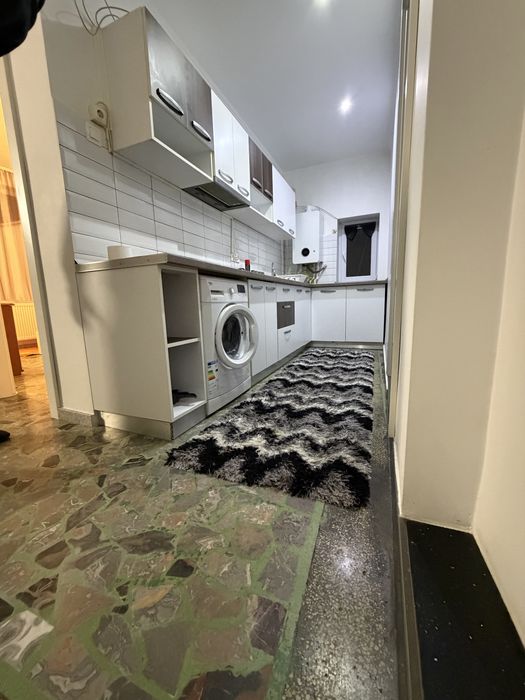 DE ÎNCHIRIAT - Ovidiu,  3 camere
