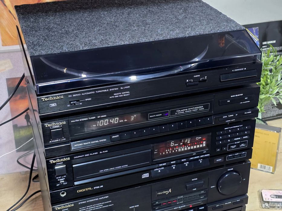 Linie audio TECHNICS x820, amplificator, deck,pick-up, tuner,cd player