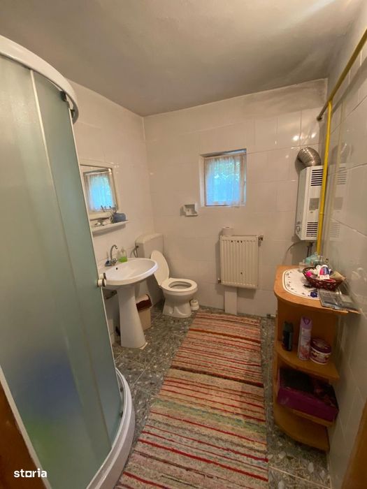 De vanzare casa in Roman, suprafata 150mp, teren de 456mp, 85000euro