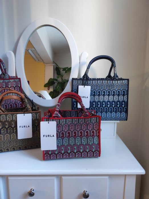 FURLA дамски чанта
