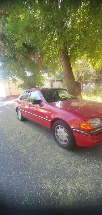 Mercedes benz w202 elegan c200