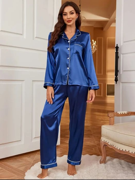 Pijama satin albastru regal