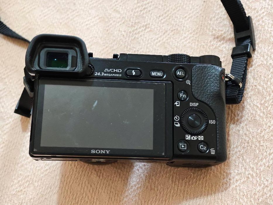 СРОЧНО Sony a6000 продается