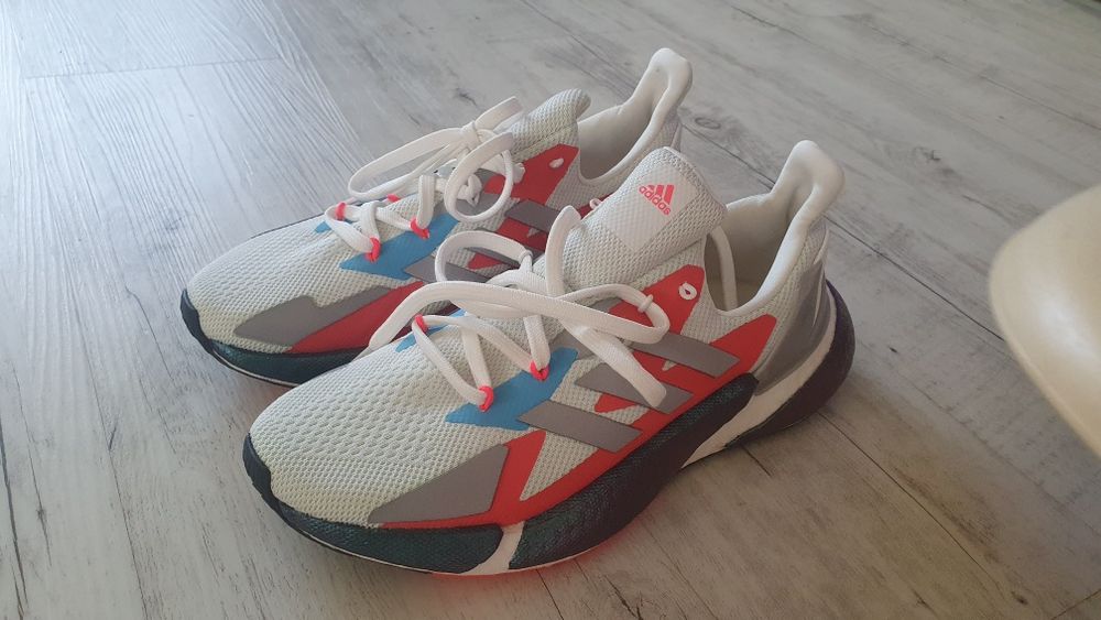 Vand pantofi sport Adidas