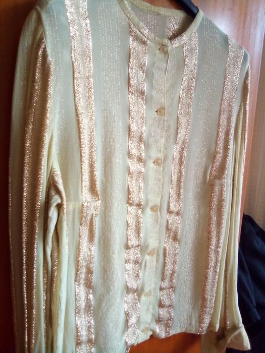 Красиви дамски блузи