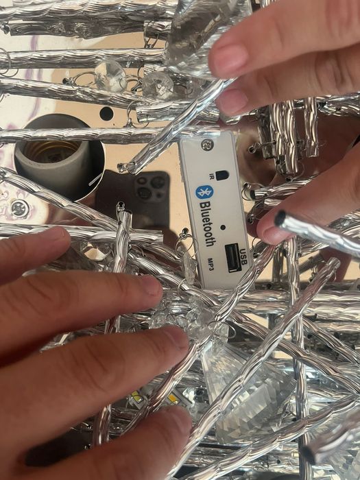 Люстра. Люстра .