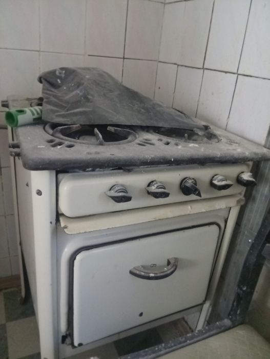 Газ плита ва раквина