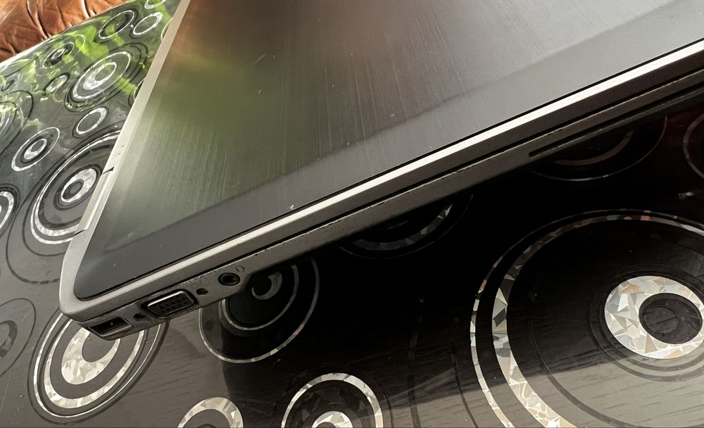 Dell Latitude E6420-Core i5, Windows 10 Pro+Office- Чисто нова батери