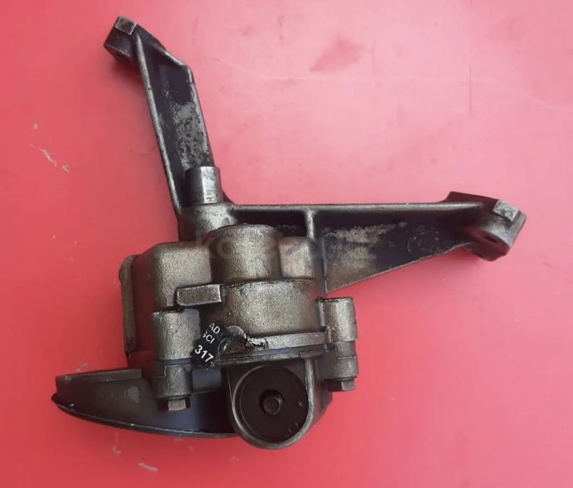 Маслянный насос на БМВ 518