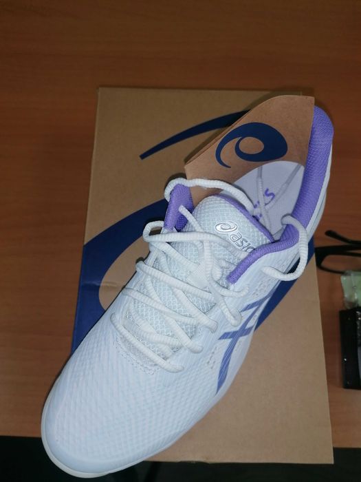 Маратонки Асикс Нови