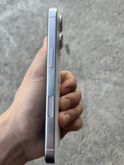 iPhone 16 pro 256gb white titanium