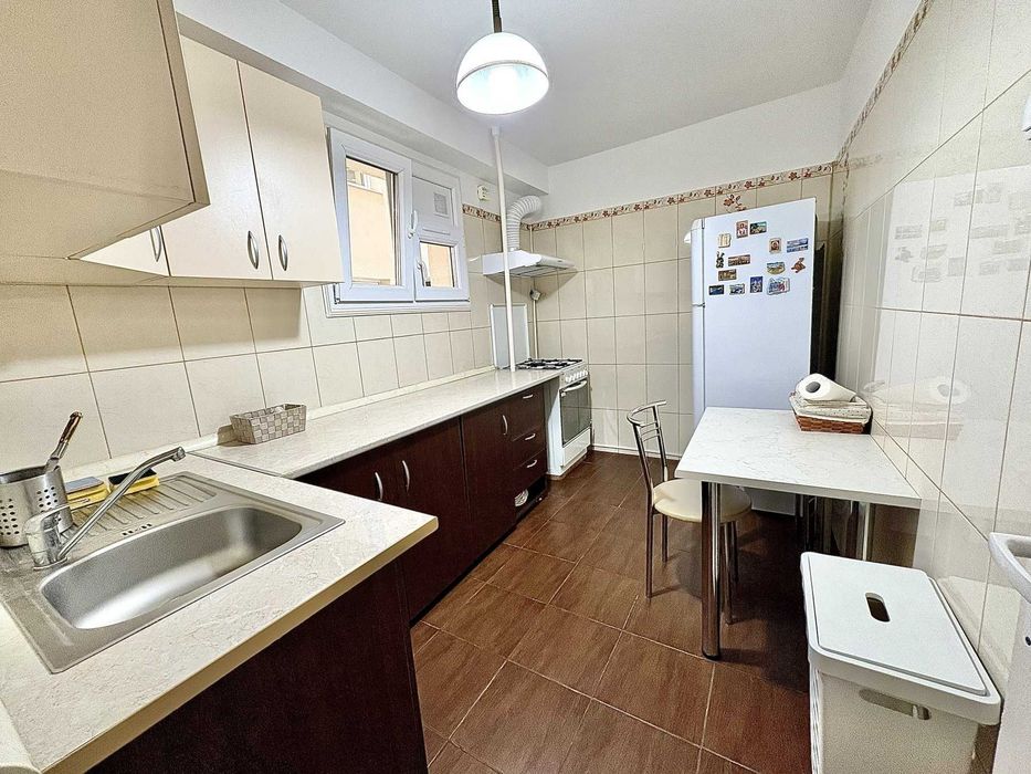 Inchiriez Apartament 2 camere Piata Progresul
