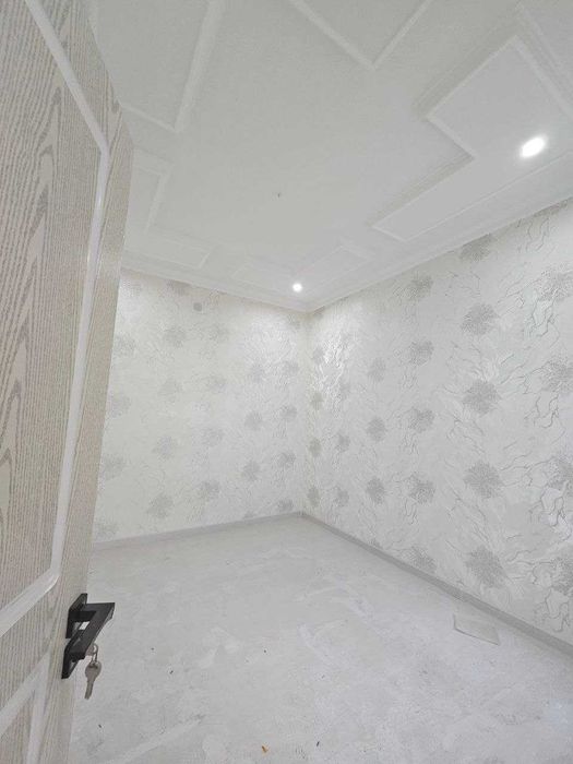 Сергели ,Хонобод . 1.6 sotihda 5 xonali shinam uy sotaman .