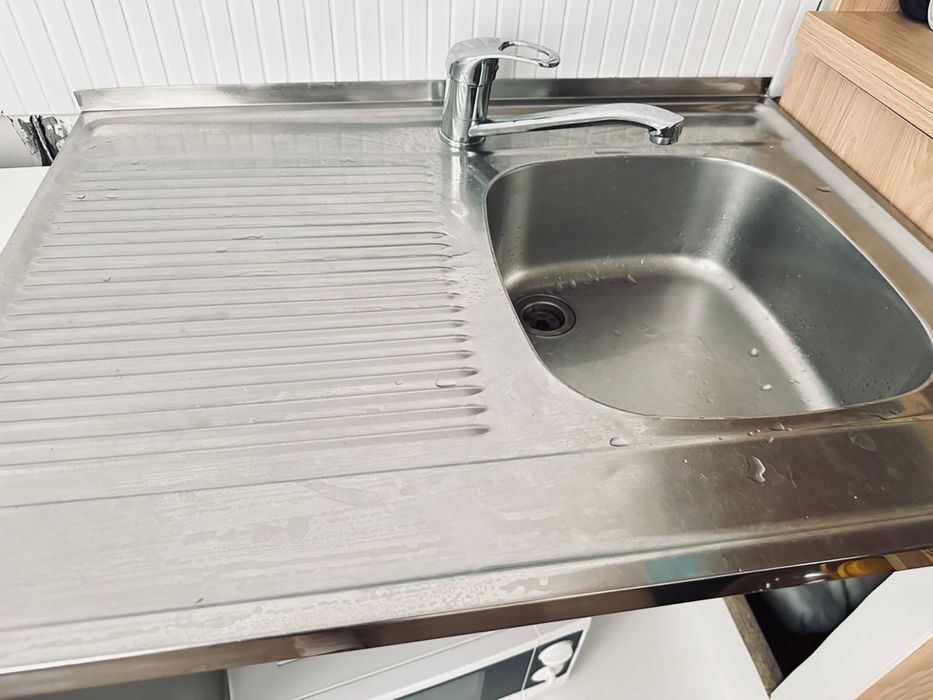 Продам раквину со смесителем