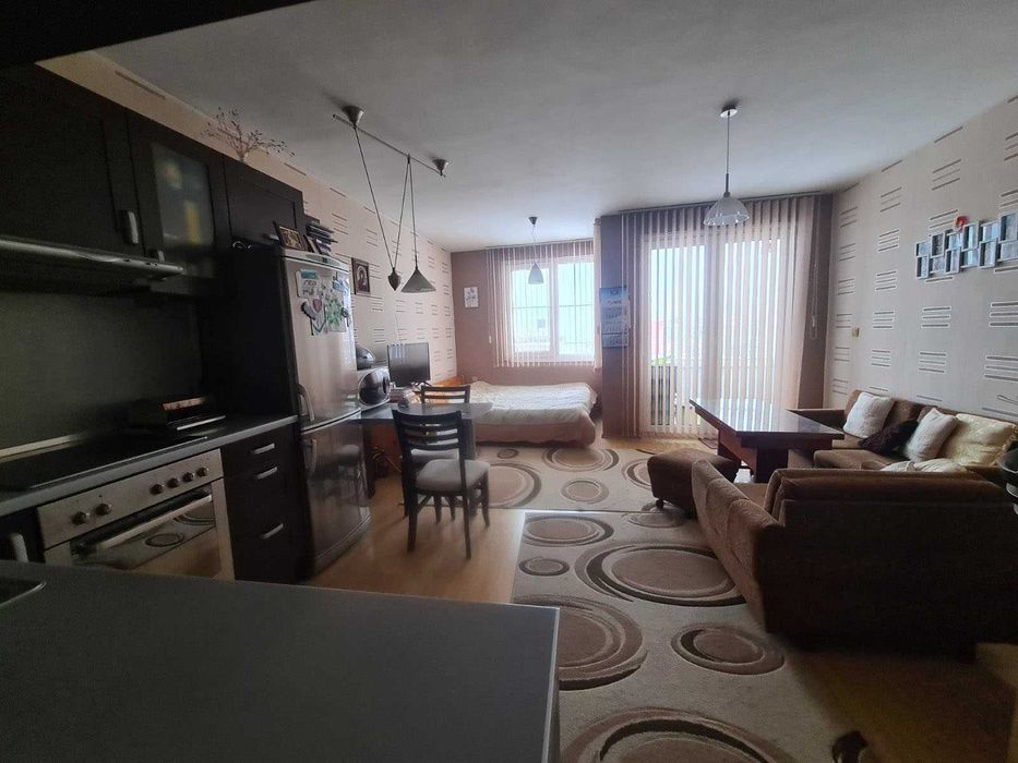 Дава се под наем Едностаен апартамент в София, Люлин 8 - 51 кв.м за 448.8 € - Снимка #2