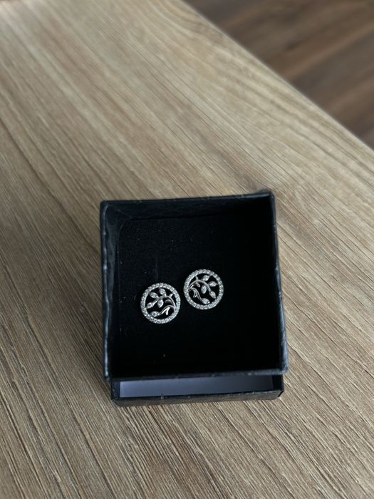 Дамско сребро - комплекти, пръстени, гривни, обеци