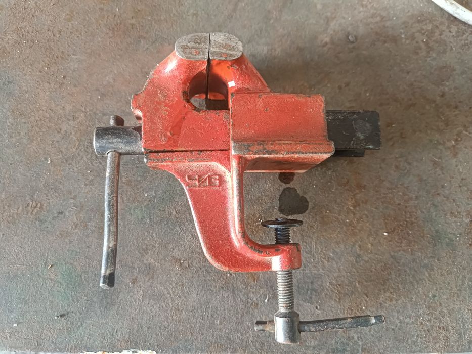 Продам тиски ссср