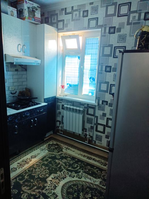 Срочно сотилади сергелида 3хонали уй