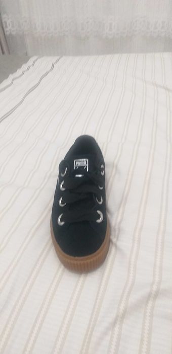 Vand adidași Puma de dama