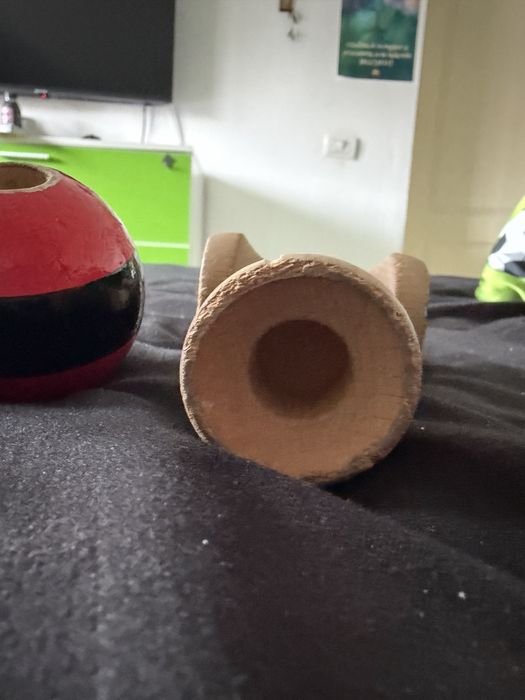 Ken okendama tama gasita pe jos