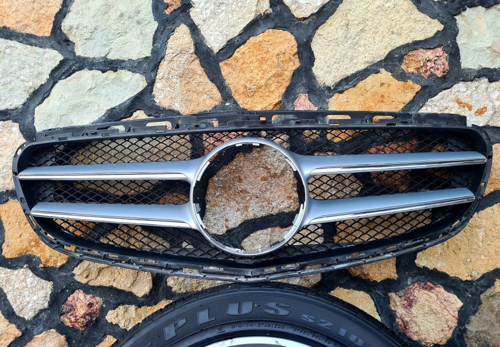 Grilă Mercedes Avantgarde W212 facelift ( E class )