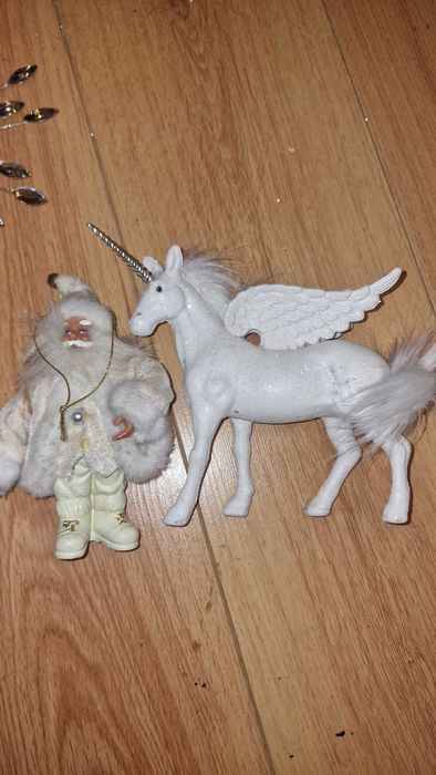 дядо Коледа, лешникотрошач и други коледни украси