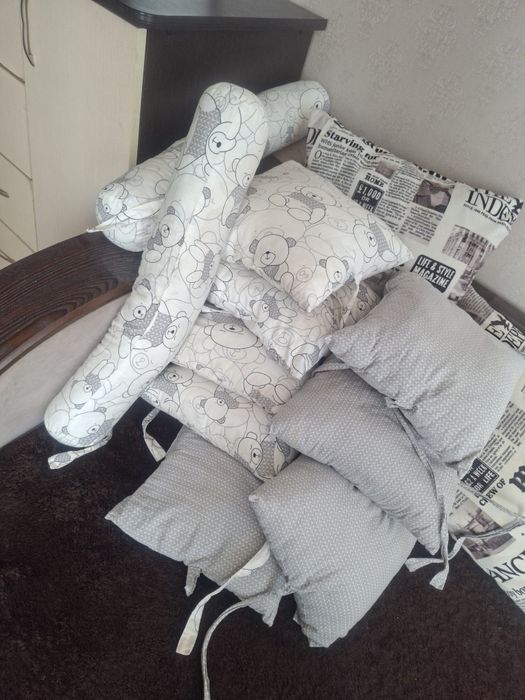 Продам бортики .