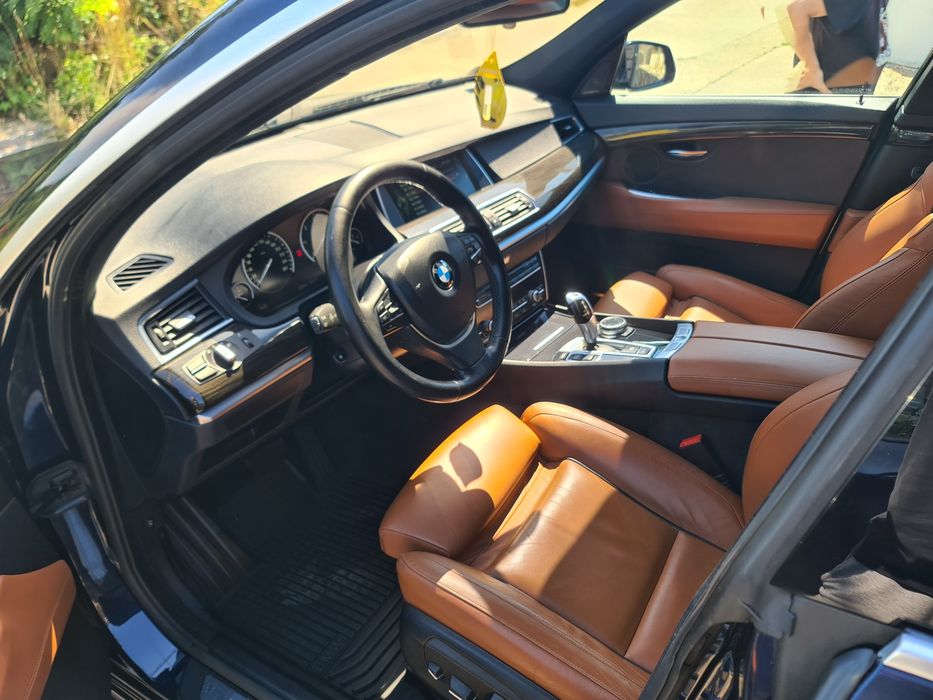 BMW   GT5    F07