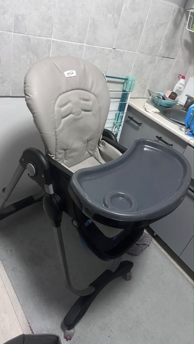 Продам стульчик для кормление