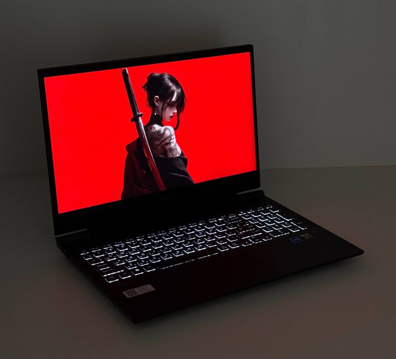 HP Victus — i7 12700H / RTX 3050Ti 4GB / DDR5 16GB /