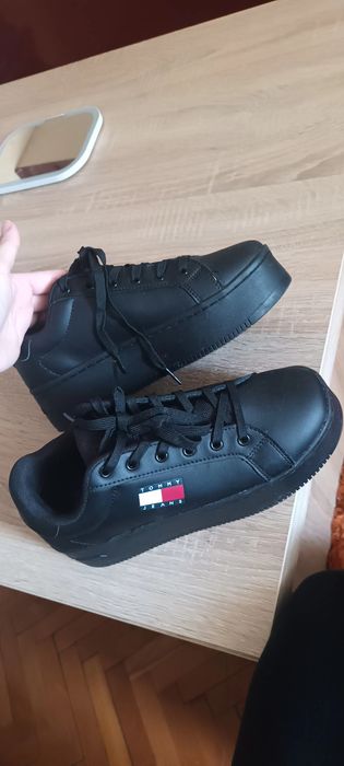 Adidași Tommy jeans