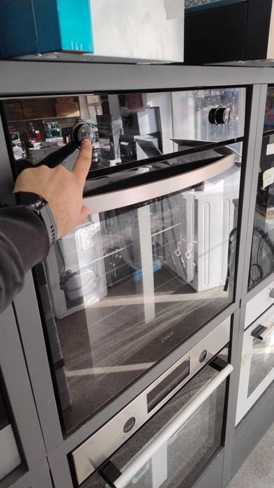 А+ Фурна за вграждане Candy-Кенди 70 литра Air Fry push&pull