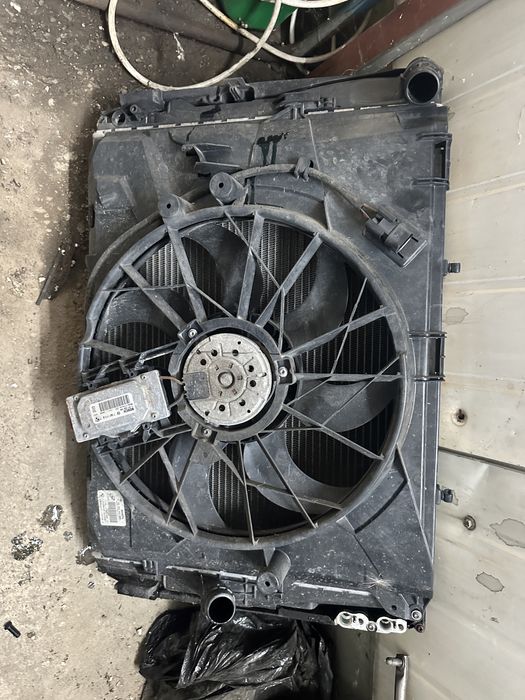 Radiatoare bmw e90 e91 e92 e87 e81 set radiatoare bmw e90 e91 e87 e81